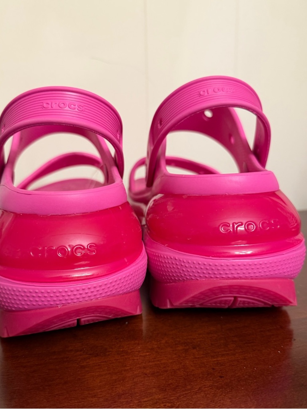 Crocs Mega Crush Sandal Electric Pink Platform Men's 13 women’s 15 - Picture 4 of 9
